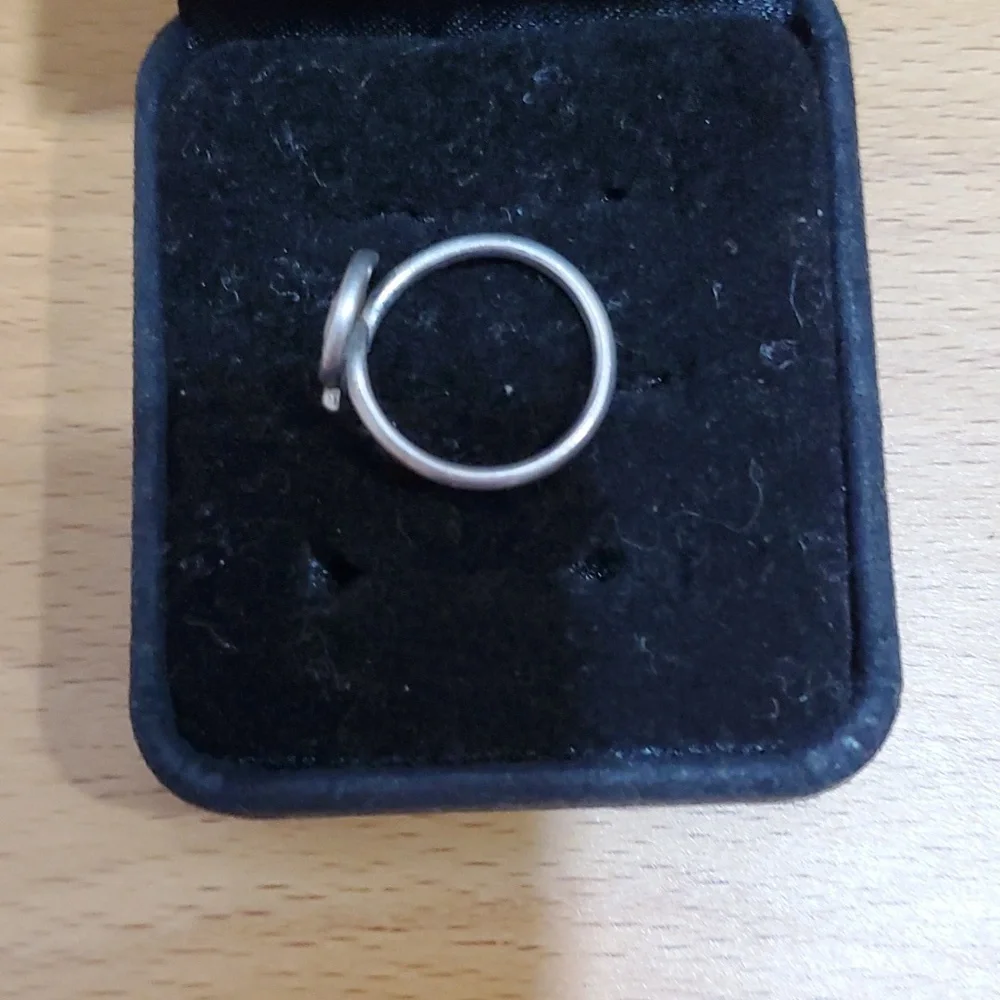 Girl's Silver Ring Cute Twist